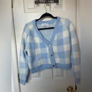 BLUE AND WHITE CHECKERED CARDIGAN